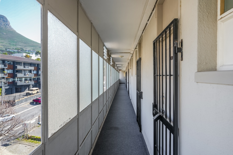 0 Bedroom Property for Sale in Gardens Western Cape